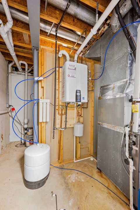 Tiny photo for 28951 Forest Lake Lane, Libertyville, IL 60048 (MLS # 12484393)