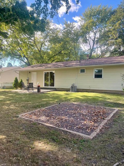 Tiny photo for 1401 Dillon Drive, Normal, IL 61761 (MLS # 12488885)