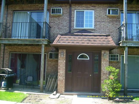 115 E DUNDEE Road 1S Wheeling IL 60090