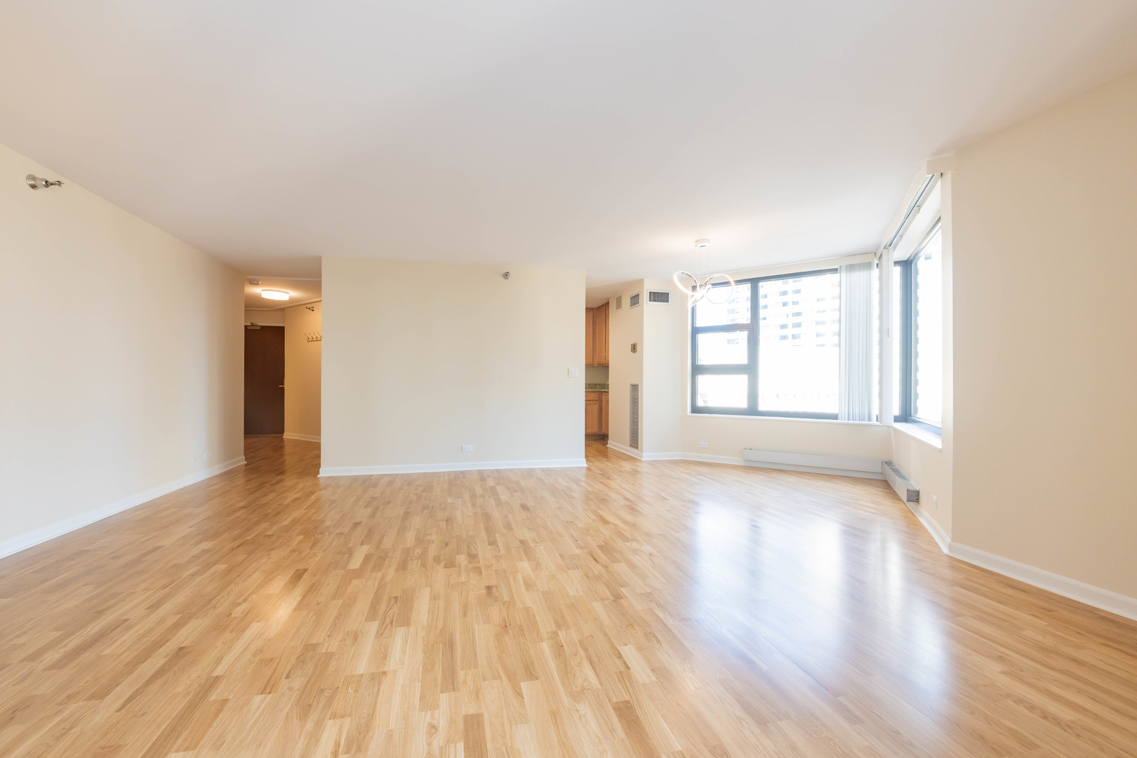 401 E Ontario Street 1310