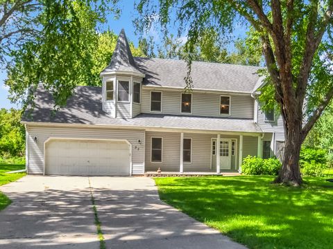 37 N West Drive Oswego IL 60543