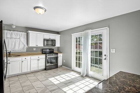 Tiny photo for 4049 W Crystal Street, Chicago, IL 60651 (MLS # 12475636)