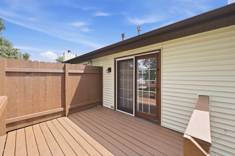Tiny photo for 642 Swan Drive, Grayslake, IL 60030 (MLS # 12690392)