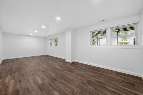Tiny photo for 642 Swan Drive, Grayslake, IL 60030 (MLS # 12690392)