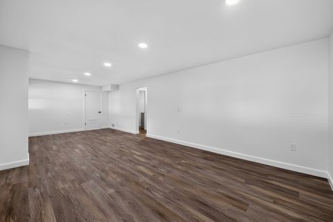 Tiny photo for 642 Swan Drive, Grayslake, IL 60030 (MLS # 12690392)