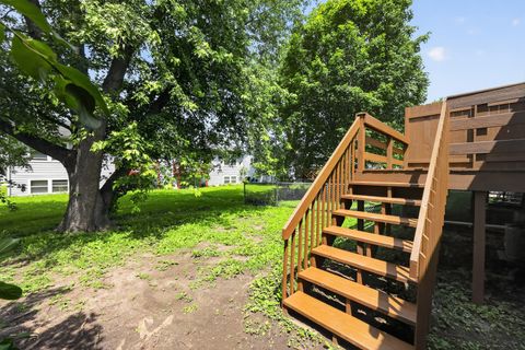 Tiny photo for 642 Swan Drive, Grayslake, IL 60030 (MLS # 12690392)