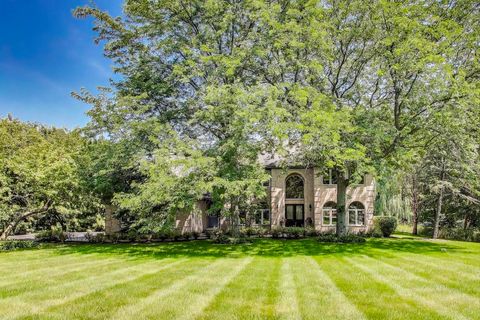 Tiny photo for 6 Steeplechase Drive, Hawthorn Woods, IL 60047 (MLS # 12478648)