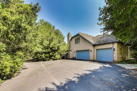 Tiny photo for 6 Steeplechase Drive, Hawthorn Woods, IL 60047 (MLS # 12478648)