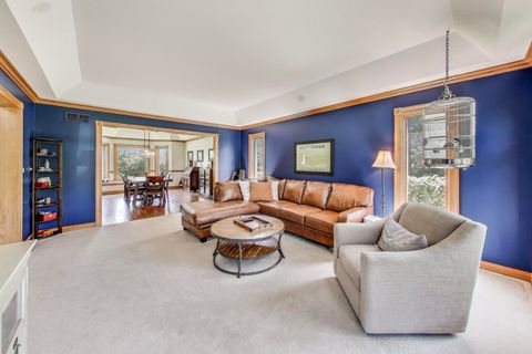 Tiny photo for 6 Steeplechase Drive, Hawthorn Woods, IL 60047 (MLS # 12478648)