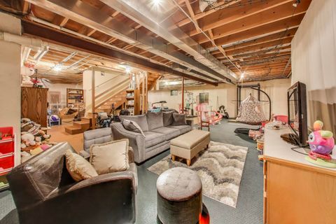 Tiny photo for 6 Steeplechase Drive, Hawthorn Woods, IL 60047 (MLS # 12478648)