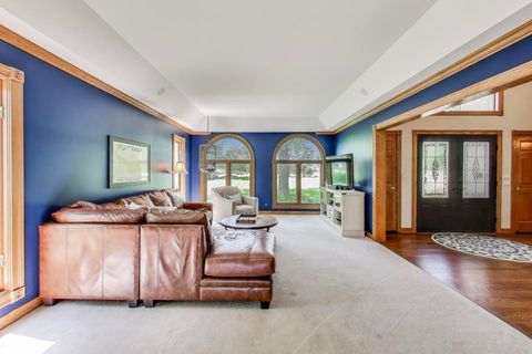 Tiny photo for 6 Steeplechase Drive, Hawthorn Woods, IL 60047 (MLS # 12478648)