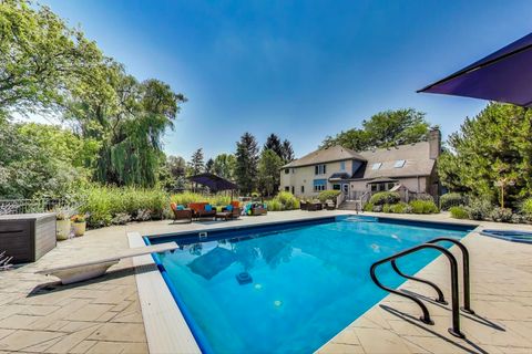 Tiny photo for 6 Steeplechase Drive, Hawthorn Woods, IL 60047 (MLS # 12478648)