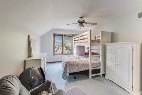 Tiny photo for 6 Steeplechase Drive, Hawthorn Woods, IL 60047 (MLS # 12478648)