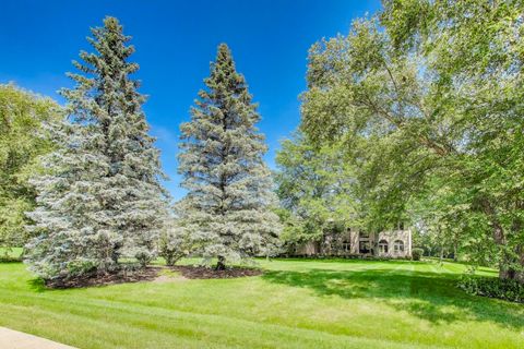 Tiny photo for 6 Steeplechase Drive, Hawthorn Woods, IL 60047 (MLS # 12478648)