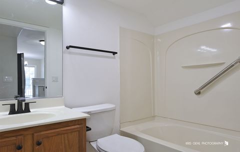 Tiny photo for 39221 N Aberdeen Lane #39221, Beach Park, IL 60083 (MLS # 12558217)