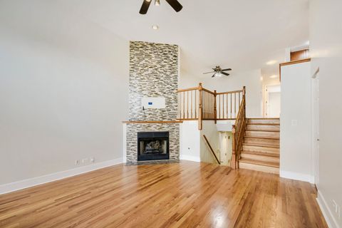 Tiny photo for 1338 S Federal Street #B, Chicago, IL 60605 (MLS # 12682246)