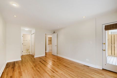 Tiny photo for 1338 S Federal Street #B, Chicago, IL 60605 (MLS # 12682246)