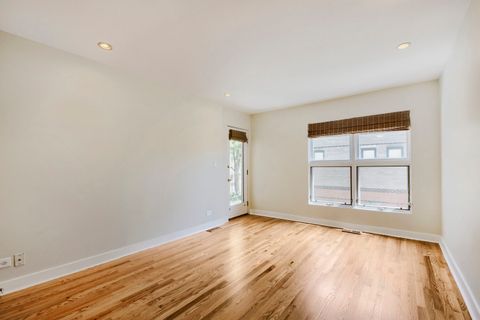 Tiny photo for 1338 S Federal Street #B, Chicago, IL 60605 (MLS # 12682246)