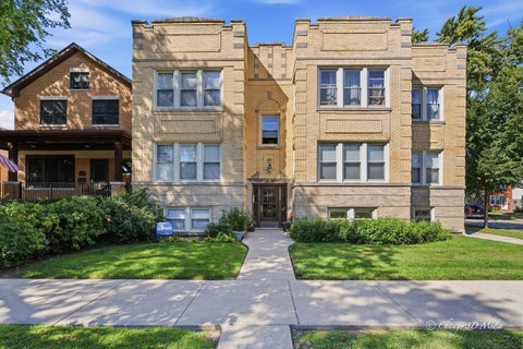 Photo of 4558 N Kostner Avenue #G, Chicago, IL 60630 (MLS # 12758376)
