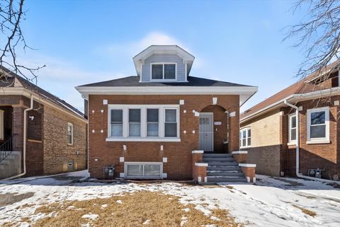 A home in Maywood