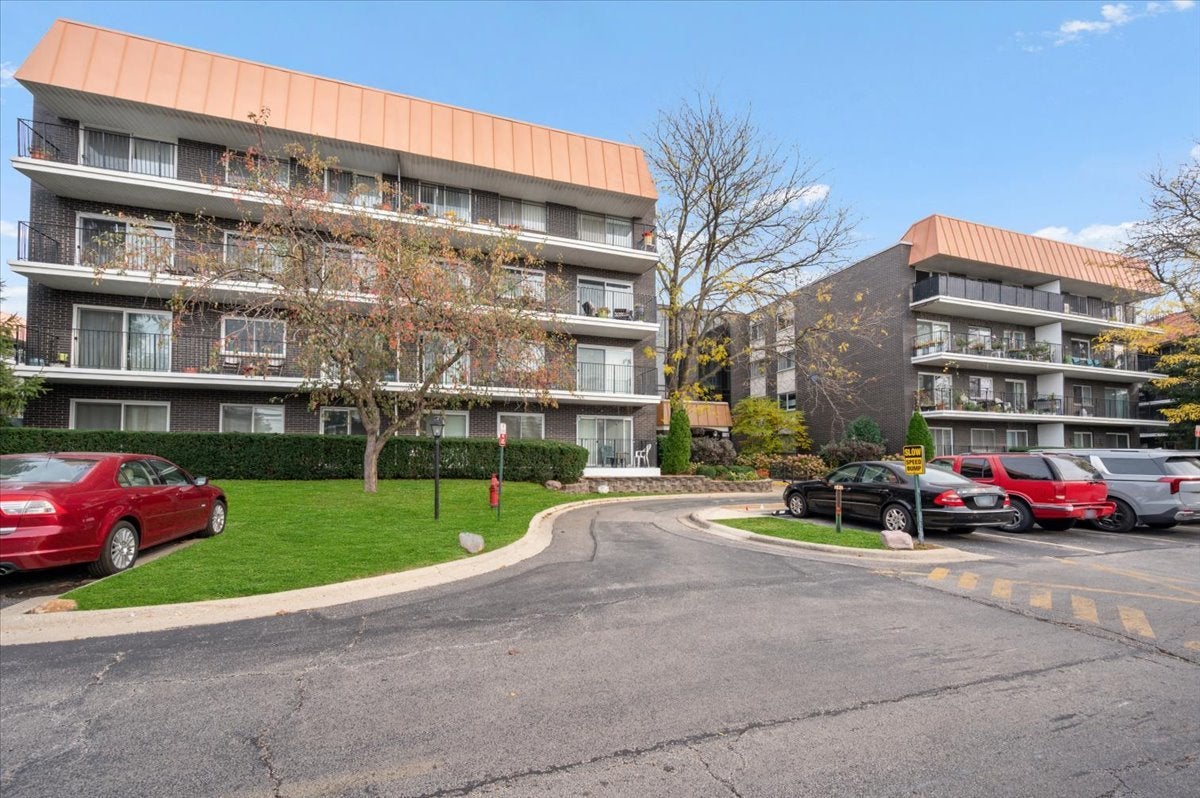 9529 Bronx Place 218