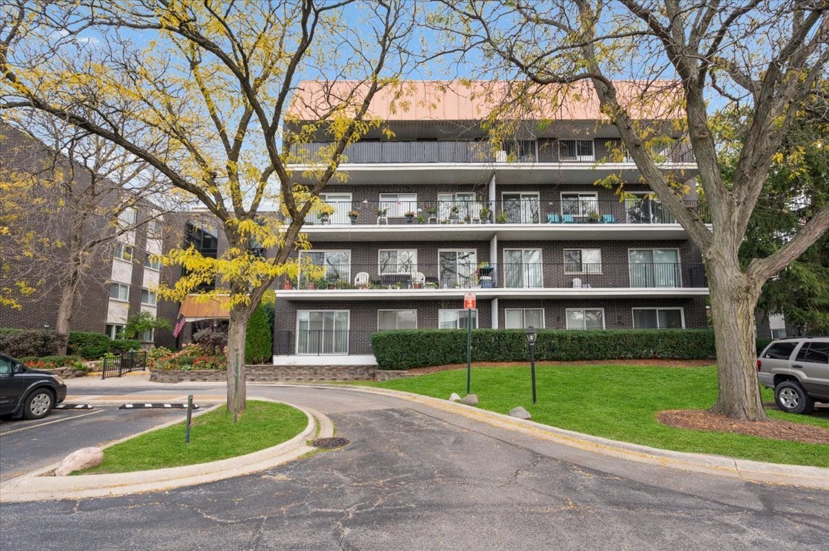 9529 Bronx Place 218