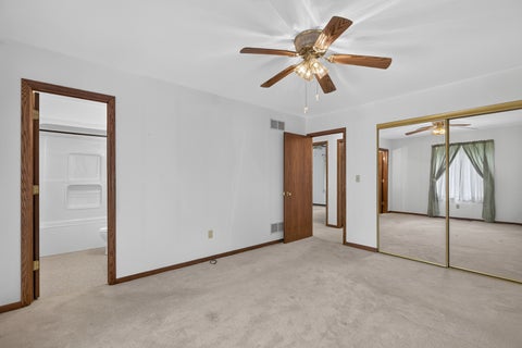 Tiny photo for 1882 N 3051 Road, Ottawa, IL 61350 (MLS # 12718323)