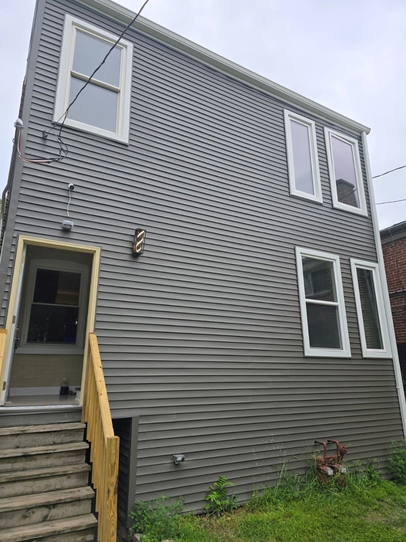 35 N Mayfield Avenue