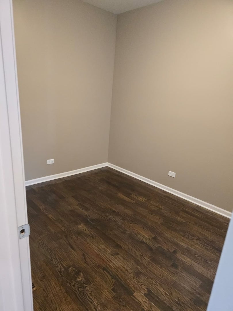 35 N Mayfield Avenue
