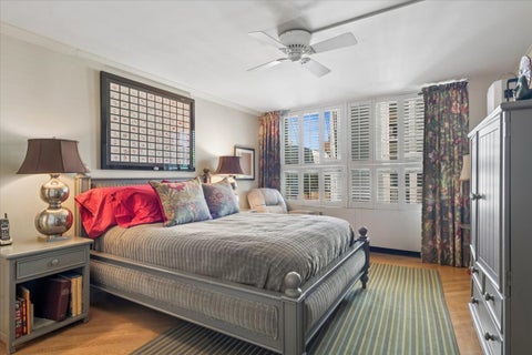 Tiny photo for 2626 N LAKEVIEW Avenue #302, Chicago, IL 60614 (MLS # 12676548)