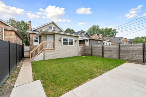 Tiny photo for 4630 W Montana Street, Chicago, IL 60639 (MLS # 12513692)