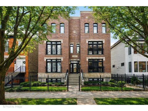 1617 W Barry Avenue 2S Chicago IL 60657