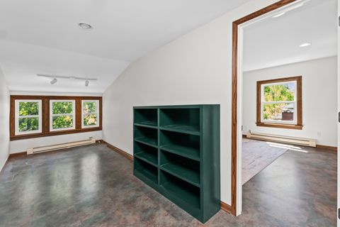 Tiny photo for 135 S Cuyler Avenue, Oak Park, IL 60302 (MLS # 12634307)