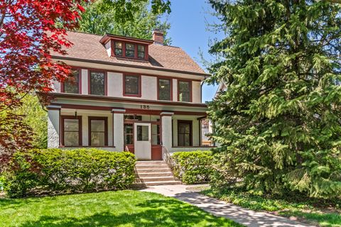 Photo of 135 S Cuyler Avenue, Oak Park, IL 60302 (MLS # 12634307)