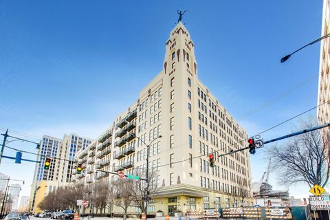 758 N Larrabee Street 428 Chicago IL 60654