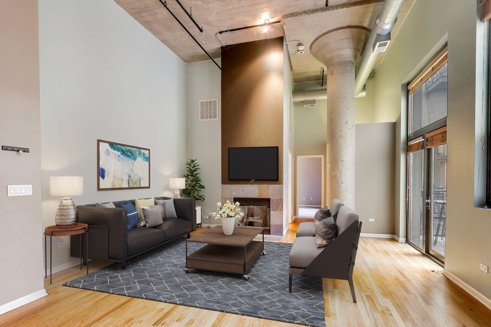 758 N Larrabee Street 428