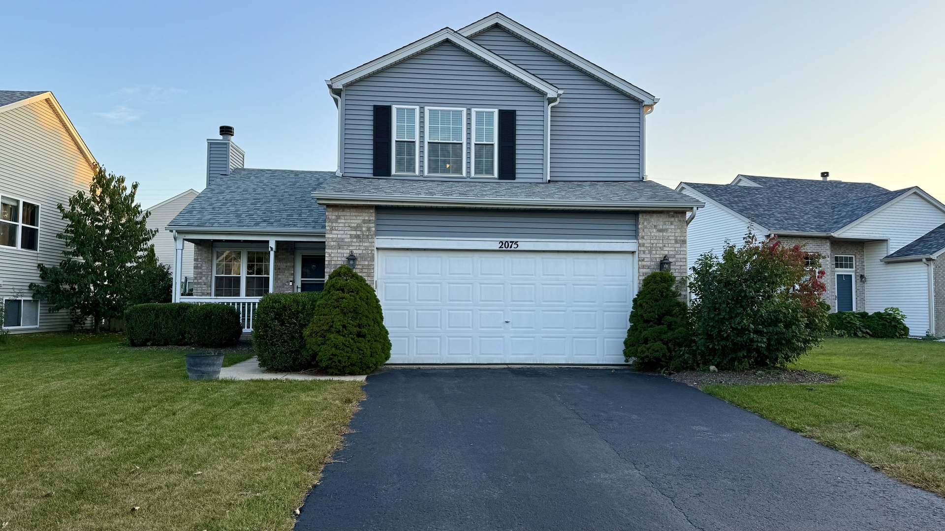 2075 Longwood Court