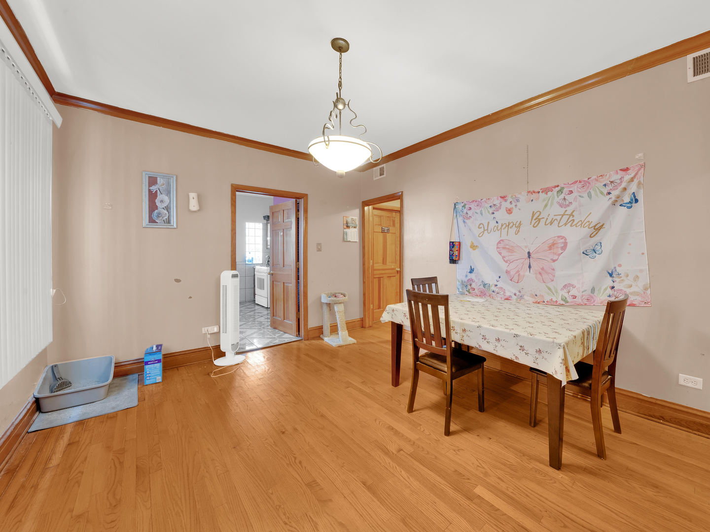 3529 W 63rd Place
