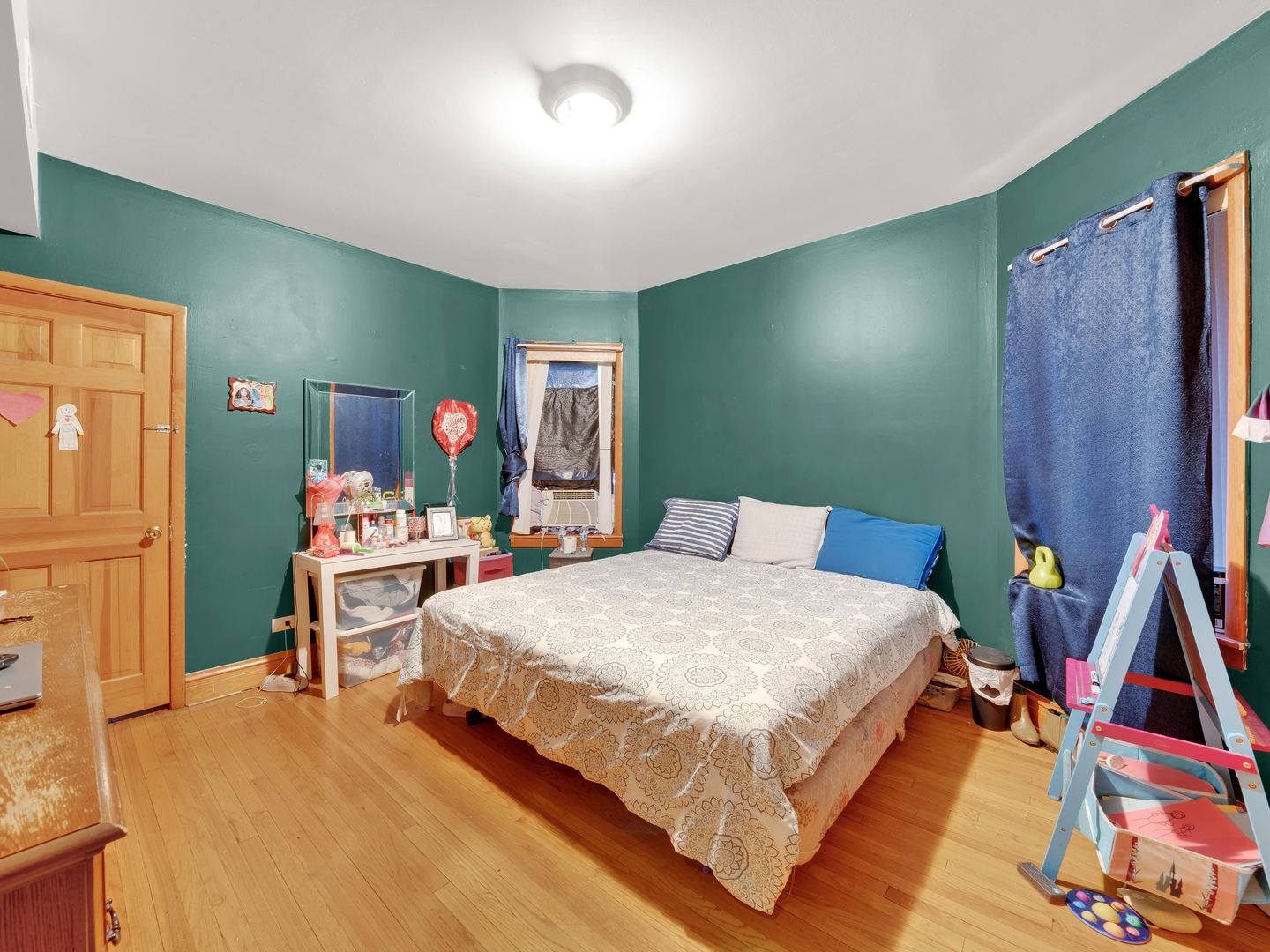 3529 W 63rd Place