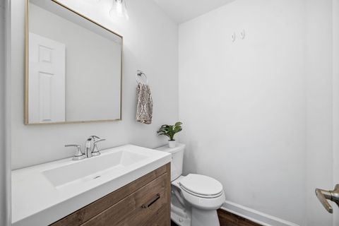 Tiny photo for 140 Enclave Circle #C, Bolingbrook, IL 60440 (MLS # 12591301)