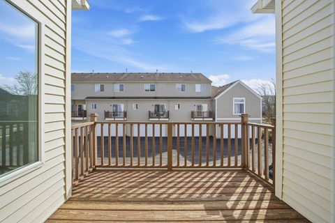 Tiny photo for 140 Enclave Circle #C, Bolingbrook, IL 60440 (MLS # 12591301)