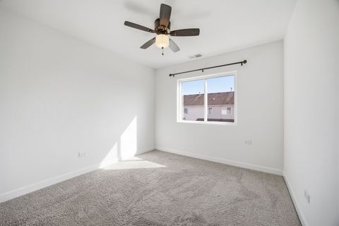 Tiny photo for 140 Enclave Circle #C, Bolingbrook, IL 60440 (MLS # 12591301)