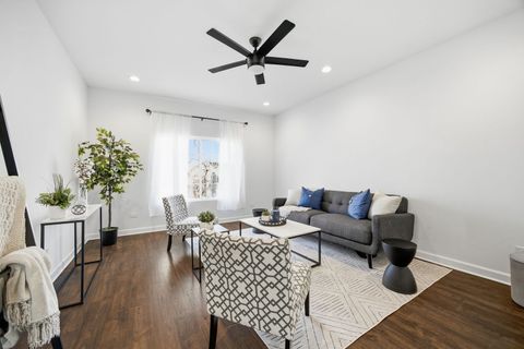 Tiny photo for 140 Enclave Circle #C, Bolingbrook, IL 60440 (MLS # 12591301)