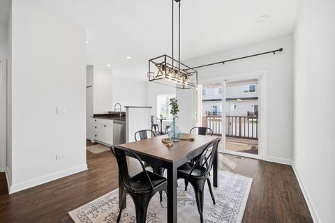 Tiny photo for 140 Enclave Circle #C, Bolingbrook, IL 60440 (MLS # 12591301)