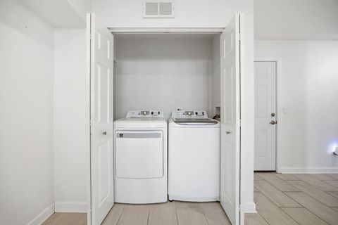 Tiny photo for 140 Enclave Circle #C, Bolingbrook, IL 60440 (MLS # 12591301)