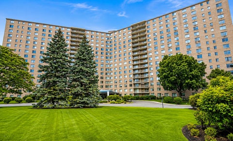 Photo of Chicago, IL 60645 (MLS # 12720690)