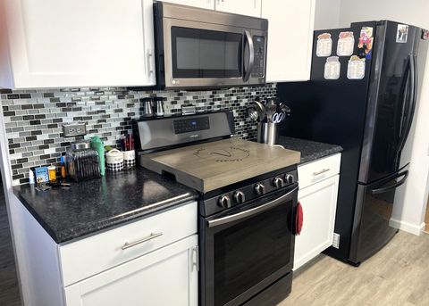 Tiny photo for 8617 Major Avenue, Burbank, IL 60459 (MLS # 12583083)