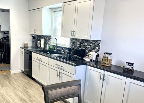 Tiny photo for 8617 Major Avenue, Burbank, IL 60459 (MLS # 12583083)