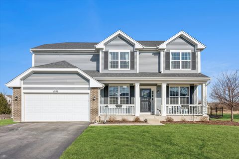Photo of 1059 Waterfront Lane, Pingree Grove, IL 60140 (MLS # 12577913)