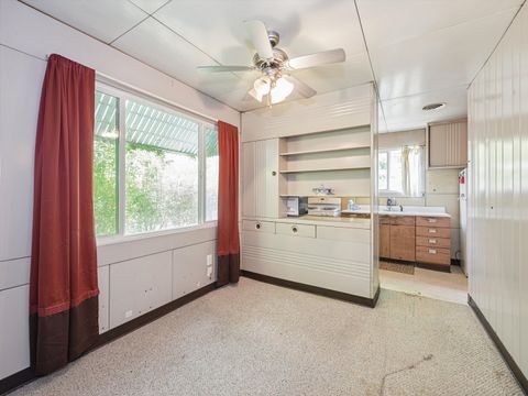 Tiny photo for 3930 Park Avenue, Brookfield, IL 60513 (MLS # 12657644)